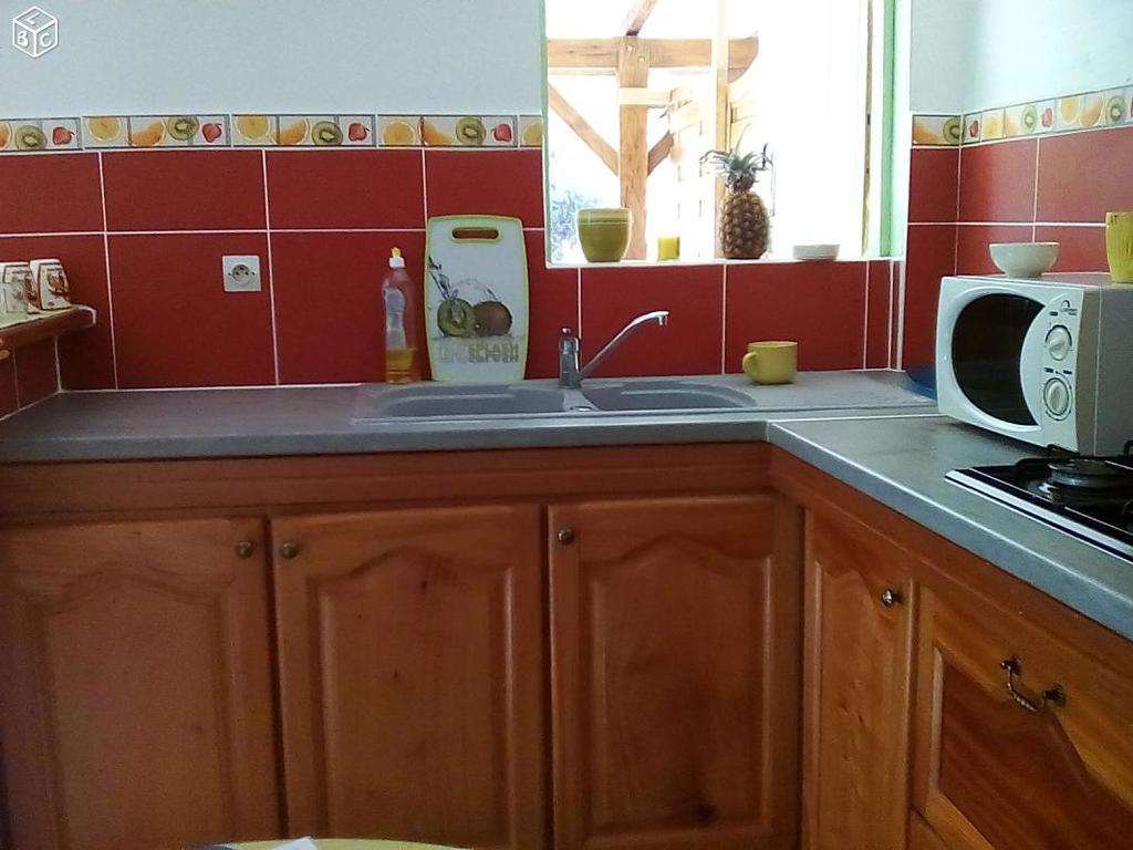 Bel Appartement - Proche Des Plages De Sainte Anne Exteriör bild